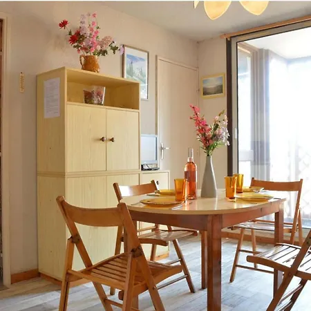 Apartment A 50m De La Plage, 6 Couchages - Fr-1-229d-147 *